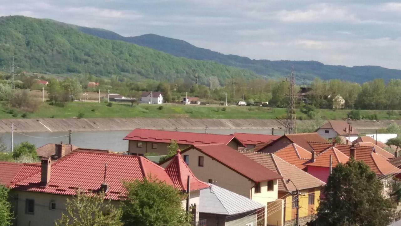 Apartament Cu 2 Camere Călimăneşti Buitenkant foto